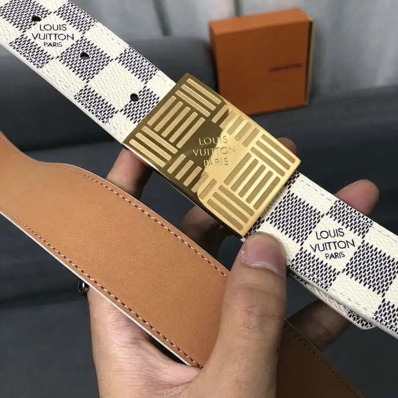 LV Belts 2102SH0065