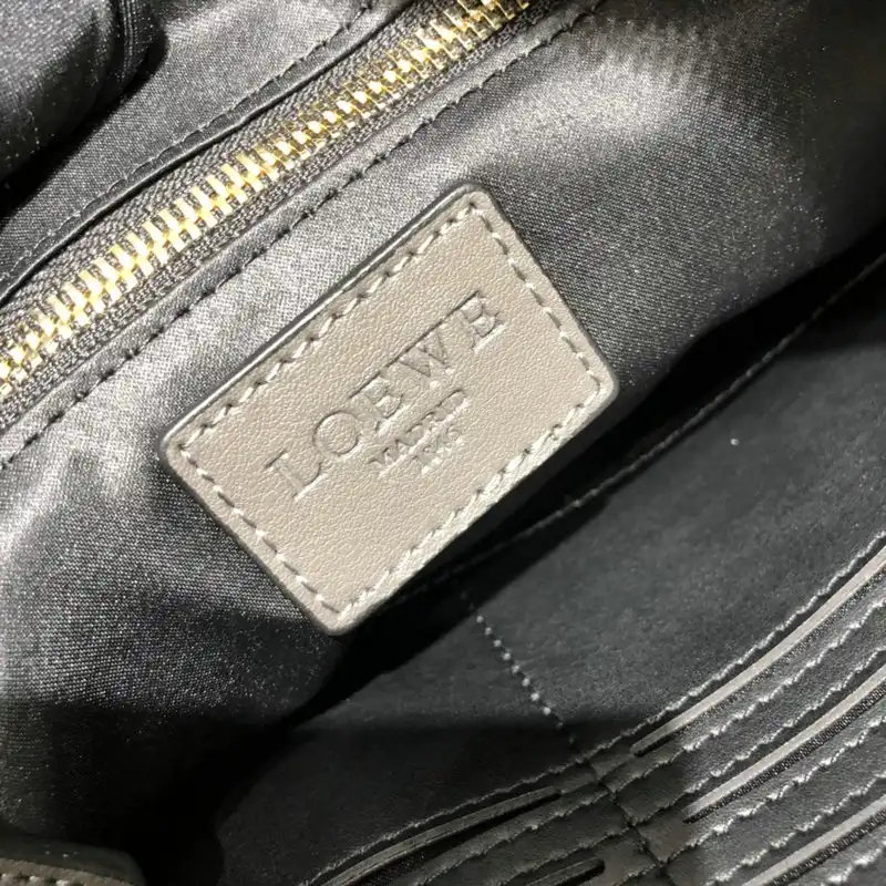 L0ew* bags 2106dj0014