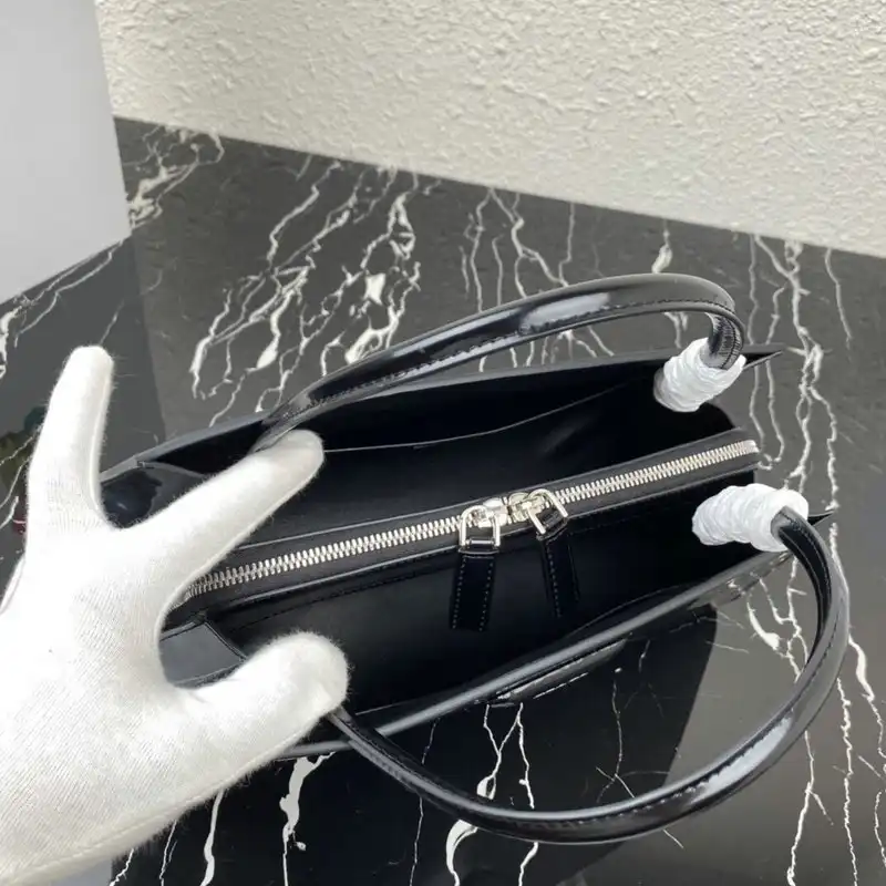 Pra*a bags 2106dj0021