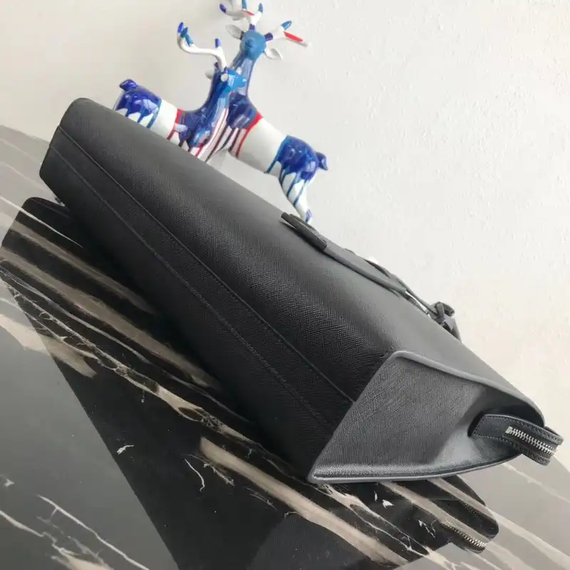 Pra*a bags 2107ya0002