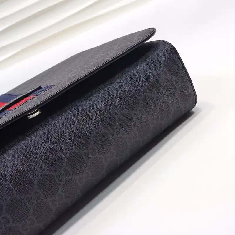 G*u*i s bags 2108dj0027