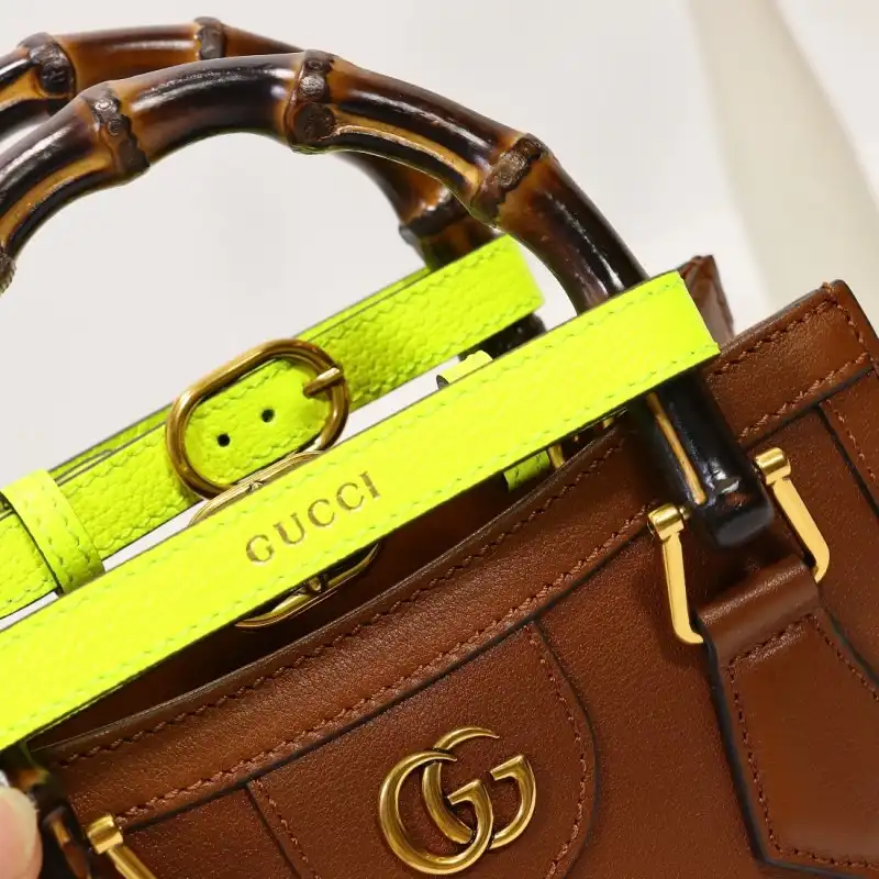 G*u*i s bags 2108dj0077