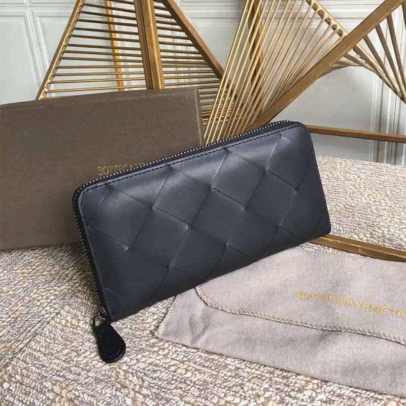 bo*te*ga Ve*ne*ta bag 2108sf0132