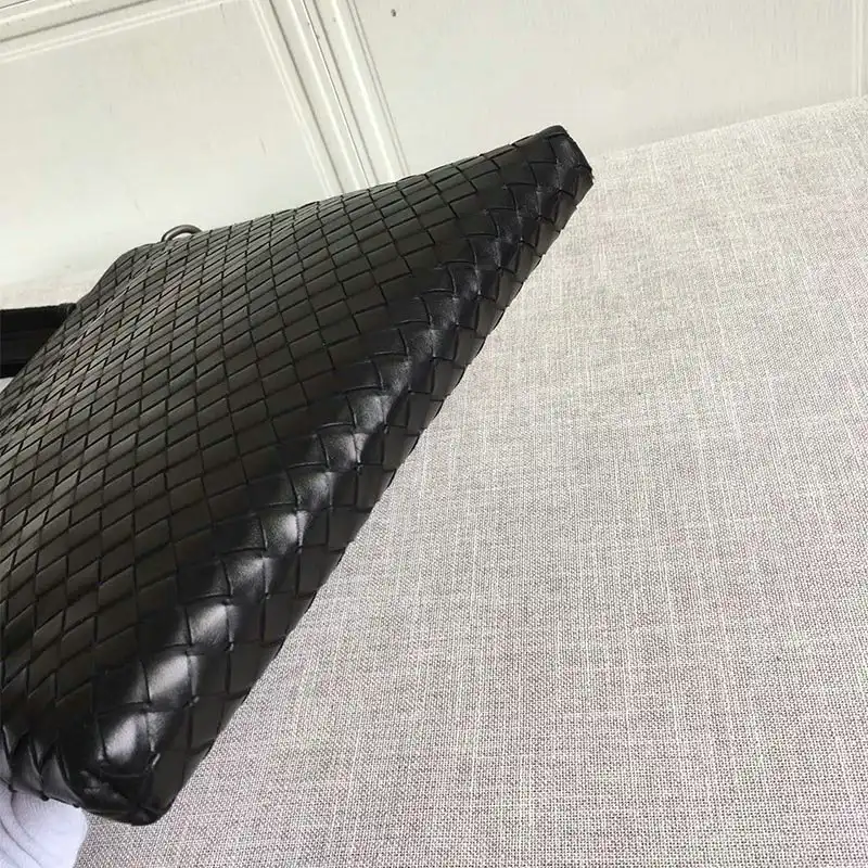 bo*te*ga Ve*ne*ta bag 2108sf0134