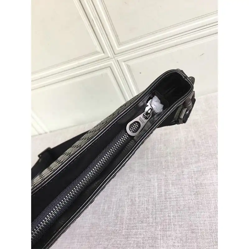 bo*te*ga Ve*ne*ta bag 2108sf0135