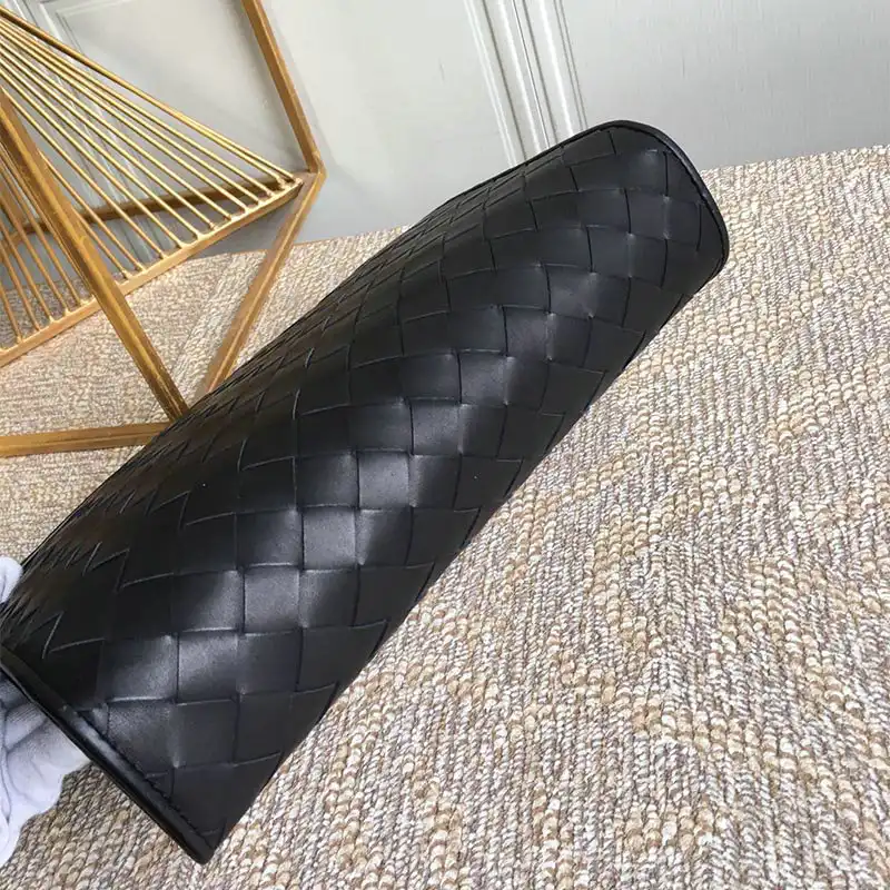 bo*te*ga Ve*ne*ta bag 2108sf0161