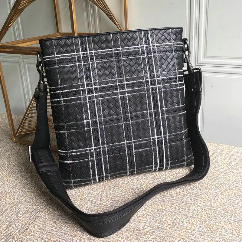 bo*te*ga Ve*ne*ta bag 2108sf0167