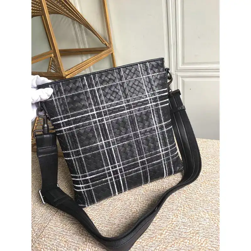 bo*te*ga Ve*ne*ta bag 2108sf0167