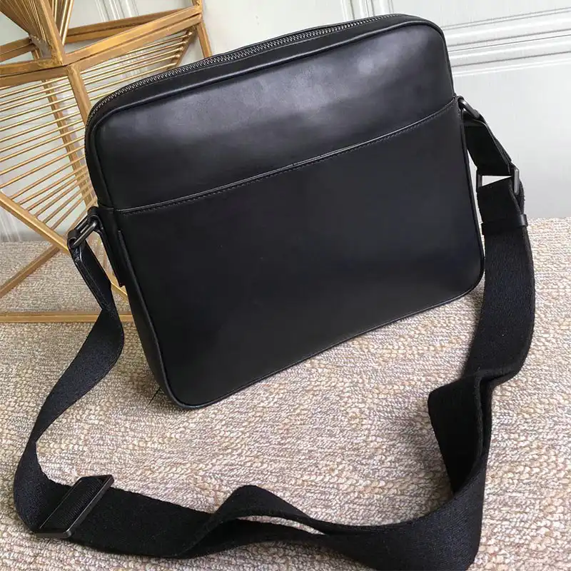 bo*te*ga Ve*ne*ta bag 2108sf0169