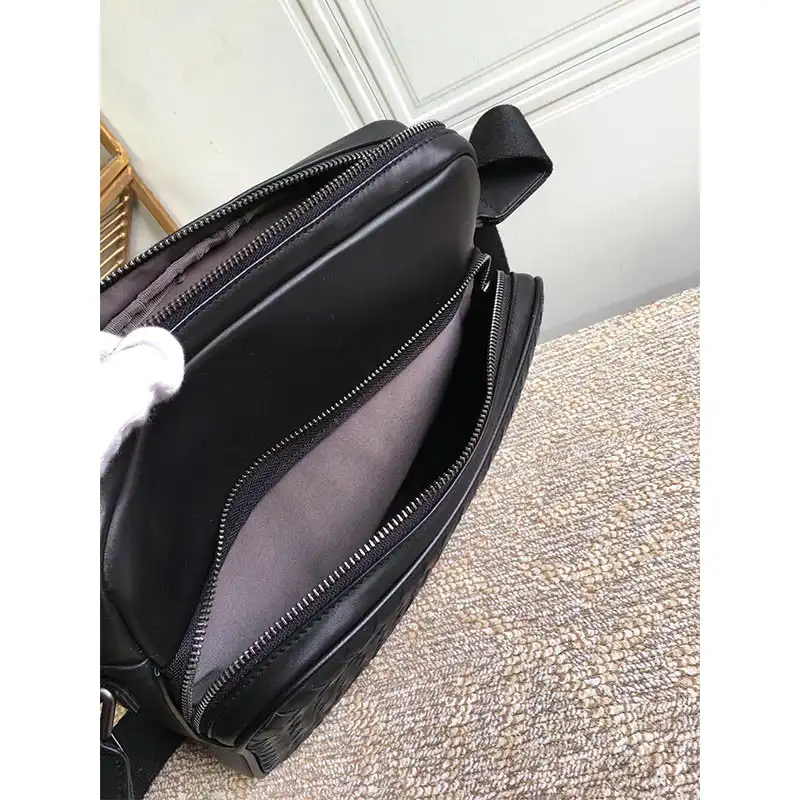 bo*te*ga Ve*ne*ta bag 2108sf0169