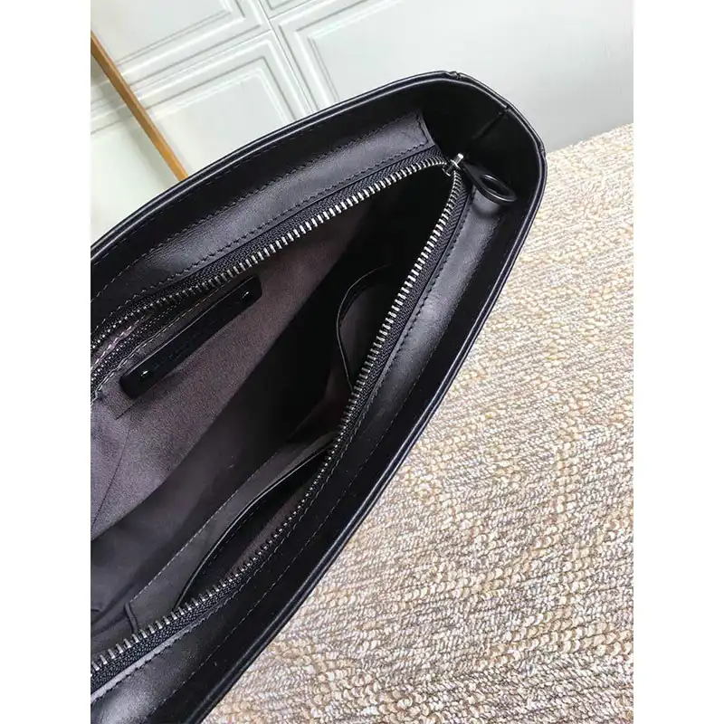 bo*te*ga Ve*ne*ta bag 2108sf0170