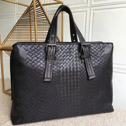 bo*te*ga Ve*ne*ta bag 2108sf0175