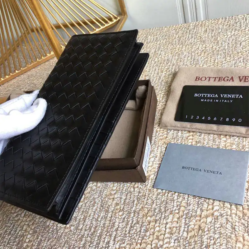 bo*te*ga Ve*ne*ta bag 2108sf0186