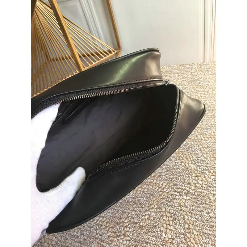 bo*te*ga Ve*ne*ta bag 2108sf0187