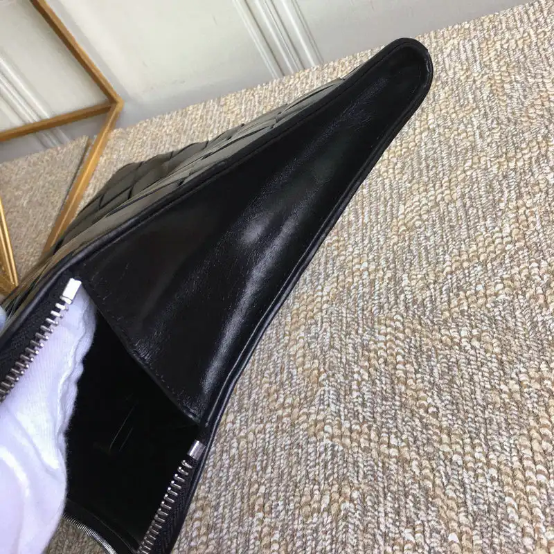 bo*te*ga Ve*ne*ta bag 2108sf0190