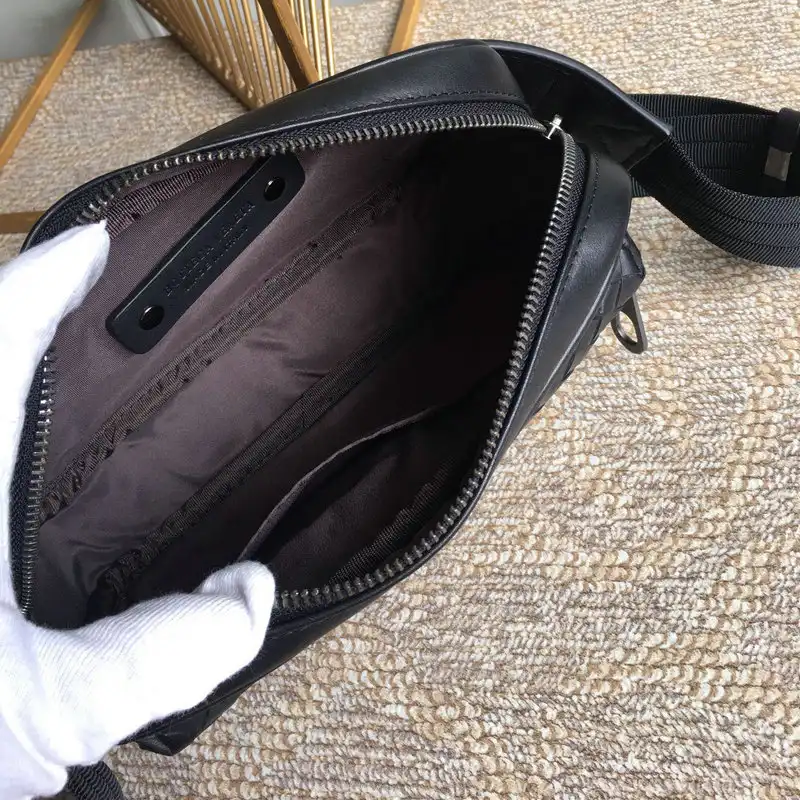 bo*te*ga Ve*ne*ta bag 2108sf0207