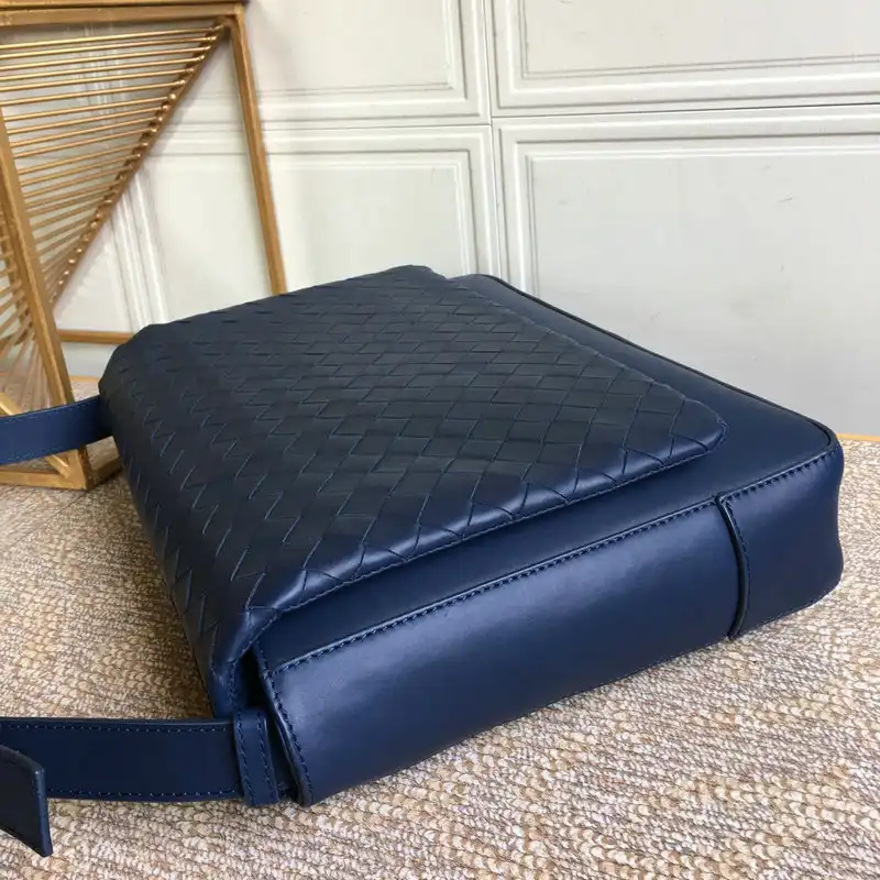 bo*te*ga Ve*ne*ta bag 2108sf0208