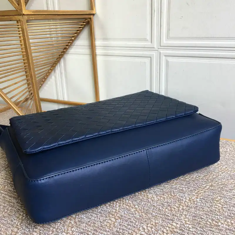 bo*te*ga Ve*ne*ta bag 2108sf0208