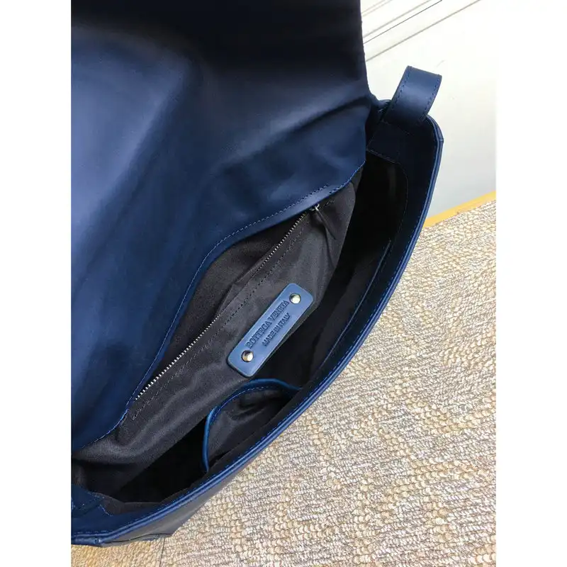 bo*te*ga Ve*ne*ta bag 2108sf0208