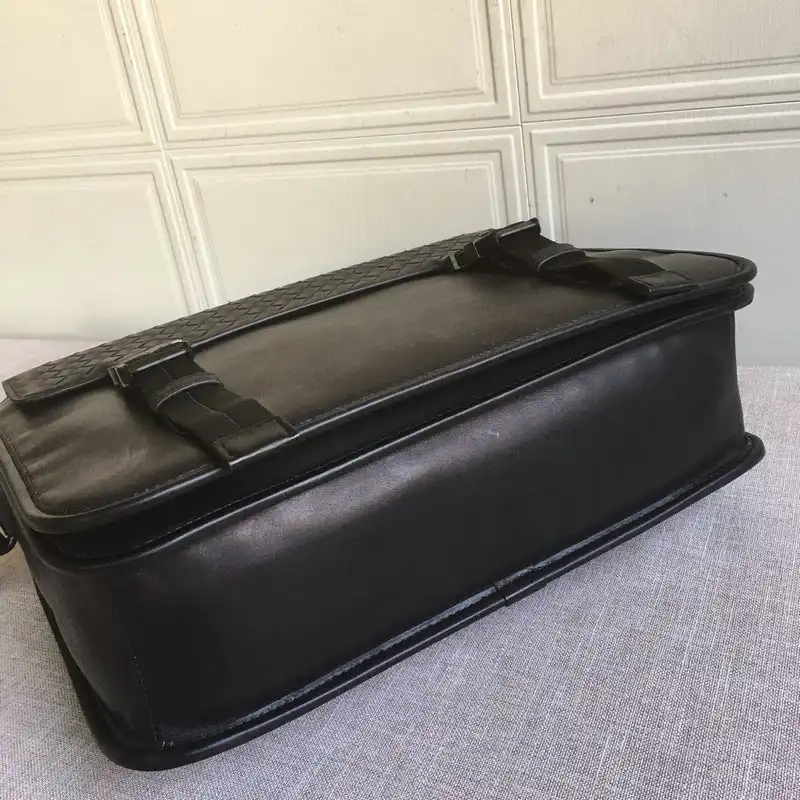 bo*te*ga Ve*ne*ta bag 2108sf0212