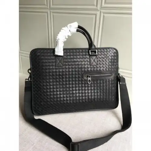 bo*te*ga Ve*ne*ta bag 2108sf0216