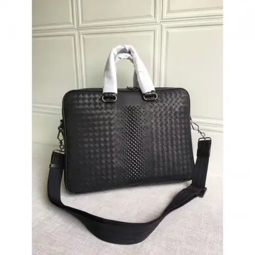 bo*te*ga Ve*ne*ta bag 2108sf0217