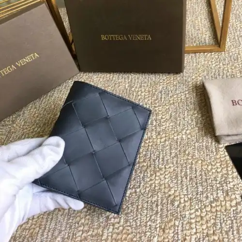 bo*te*ga Ve*ne*ta bag 2108sf0228