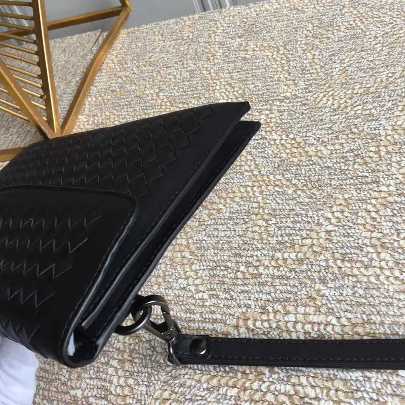 bo*te*ga Ve*ne*ta bag 2108sf0235