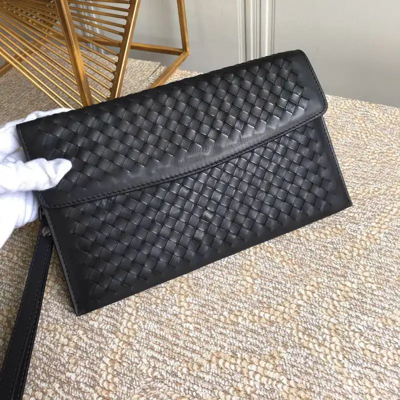 bo*te*ga Ve*ne*ta bag 2108sf0235