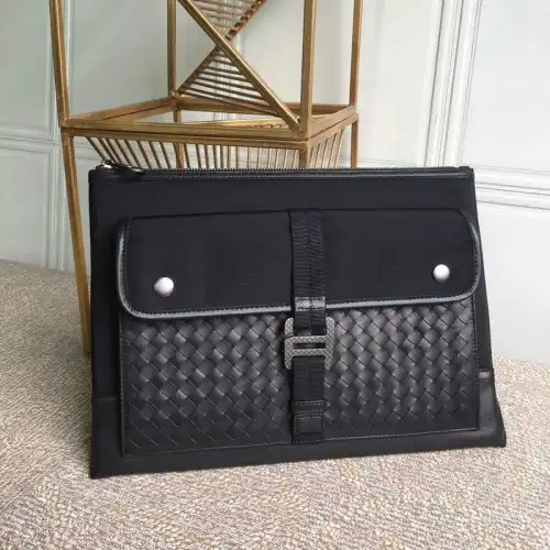 bo*te*ga Ve*ne*ta bag 2108sf0278