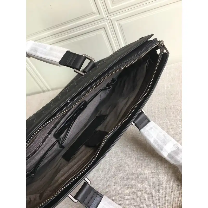 bo*te*ga Ve*ne*ta bag 2108sf0289