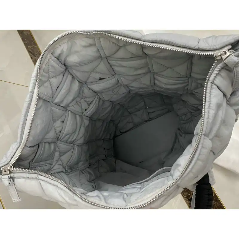 bo*te*ga Ve*ne*ta bag 2108sf0304