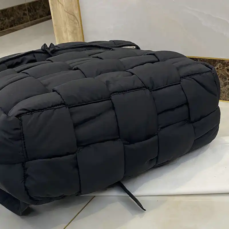 bo*te*ga Ve*ne*ta bag 2108sf0305