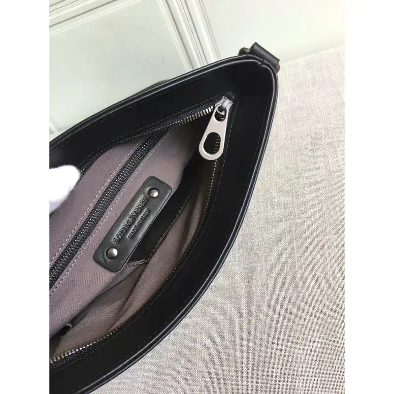 bo*te*ga Ve*ne*ta bag 2108sf0309