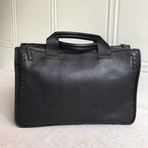 bo*te*ga Ve*ne*ta bag 2108sf0315