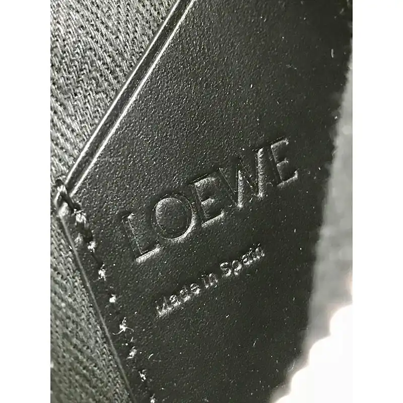 L0ew* s bags 2108ya0005