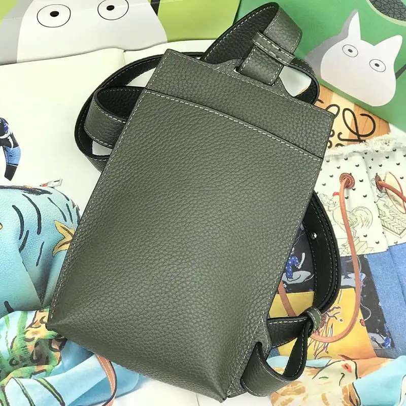 L0ew* s bags 2108ya0006