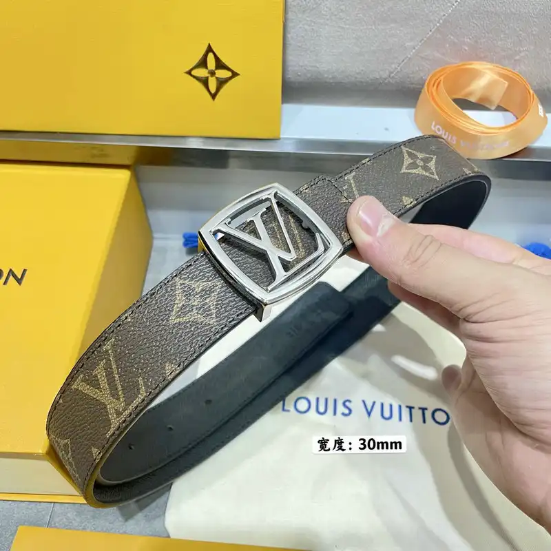 LV Belts 2109XF0024
