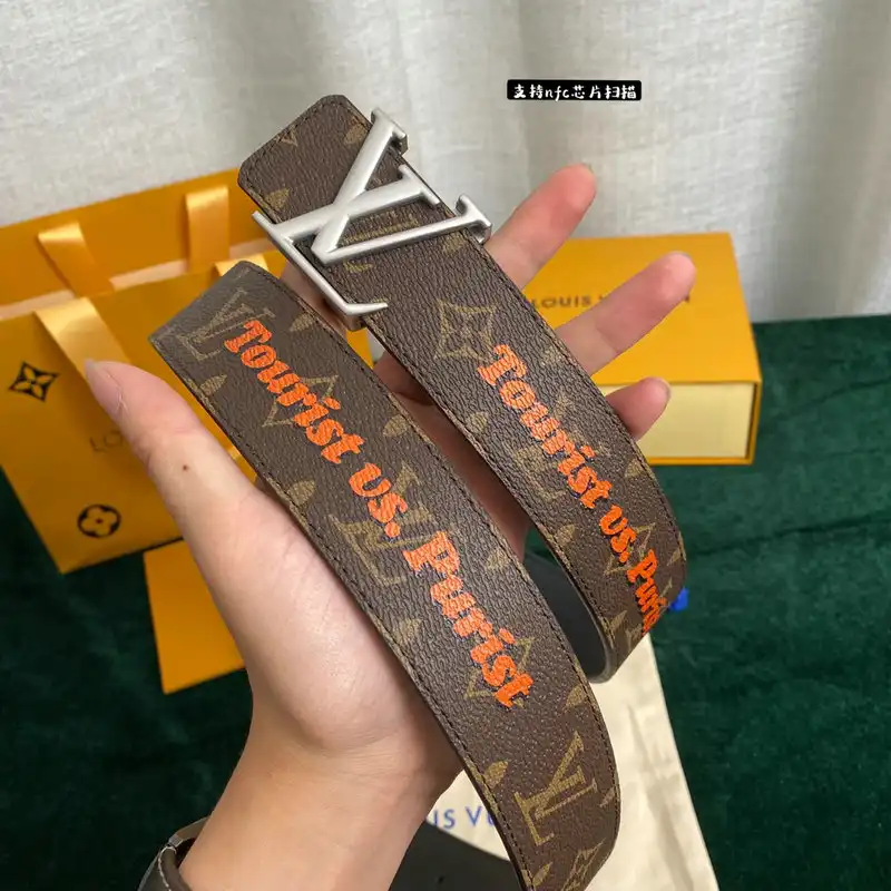 LV Belts 2109XA0020