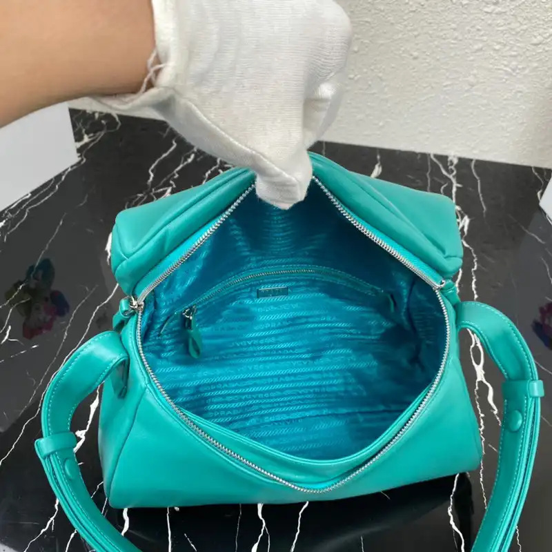 Pra*a bag 2109ya0131