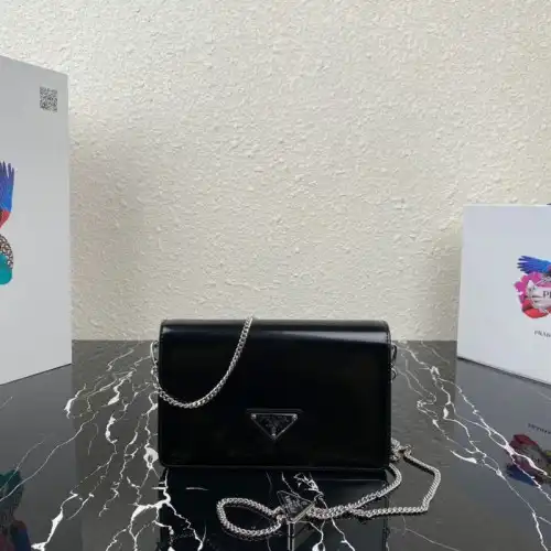 Pra*a bag 2109ya0139