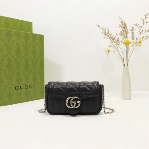 G*u*i bags 2110dj0075