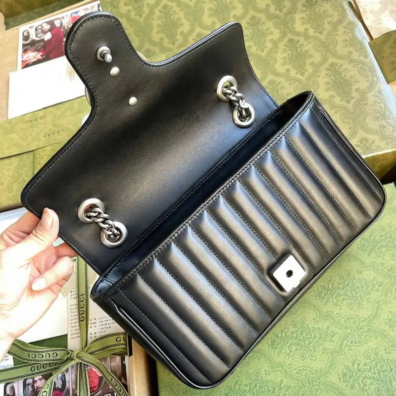 G*u*i bags 2110ya0004