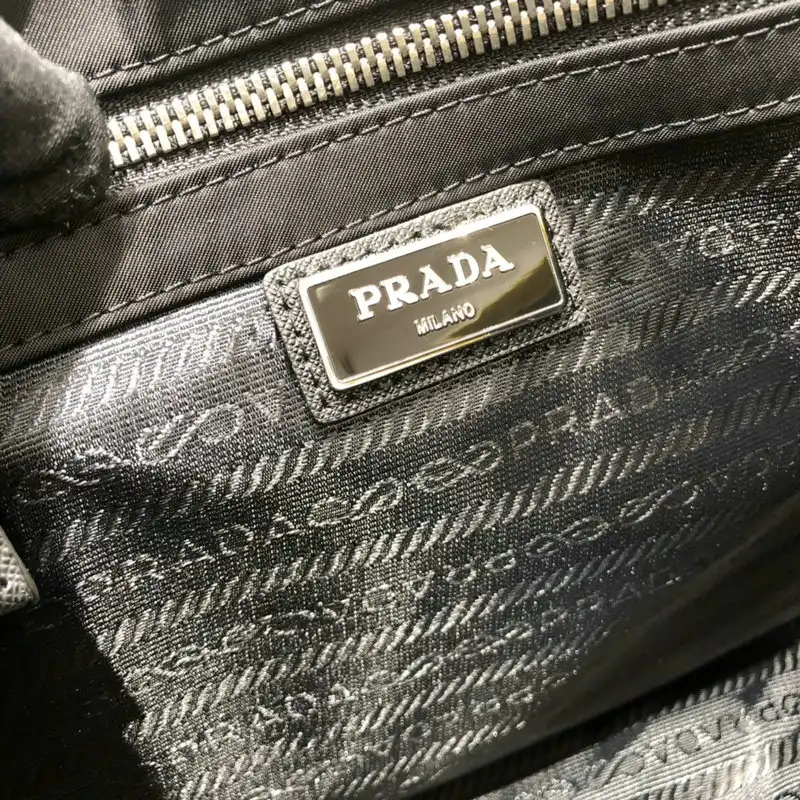 Pra*a s bags 2110yz0024