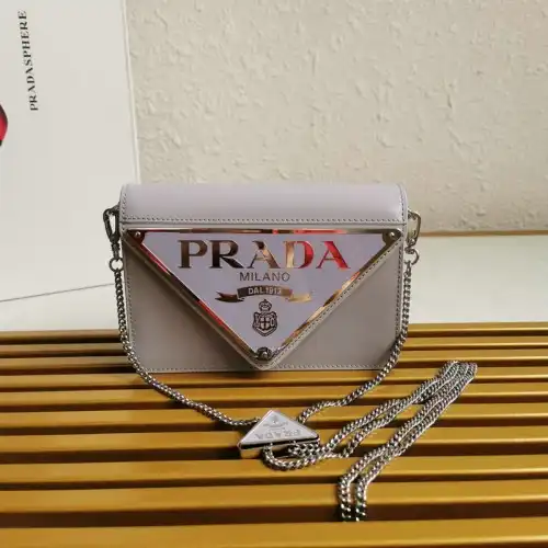 Pra*a bags 2111fy0029