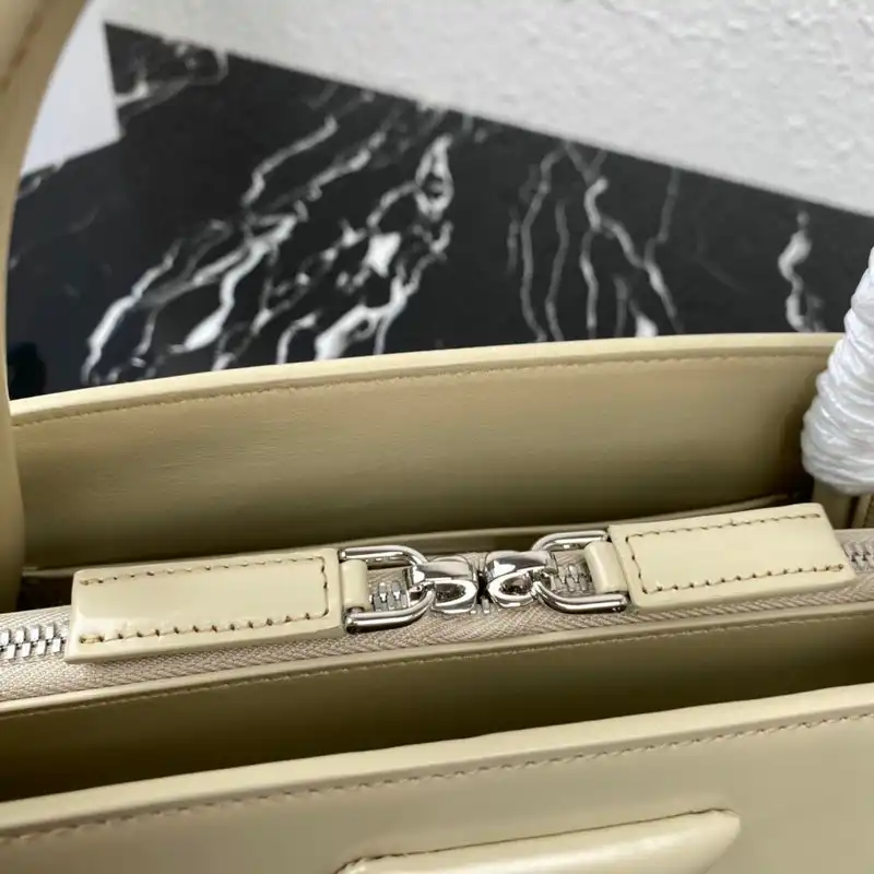 Pra*a bags 2111fy0034