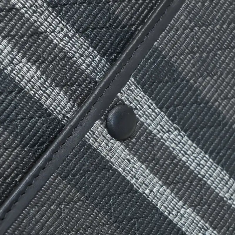 bo*te*ga Ve*ne*ta bags 2111yz0013