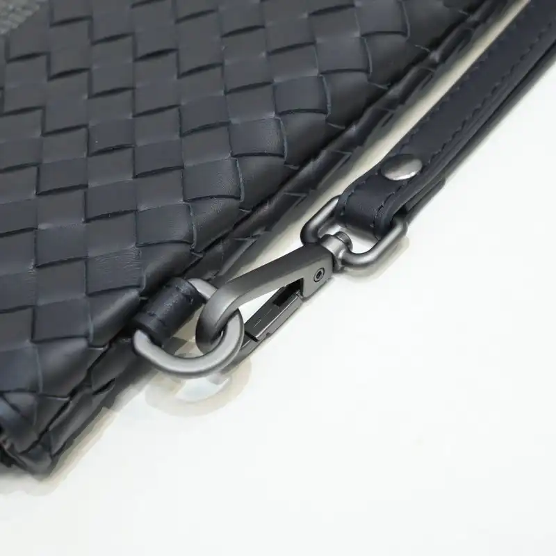 bo*te*ga Ve*ne*ta bags 2111yz0015