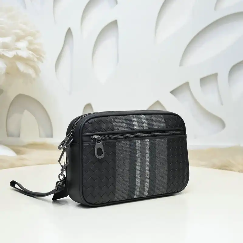 bo*te*ga Ve*ne*ta bags 2111yz0016