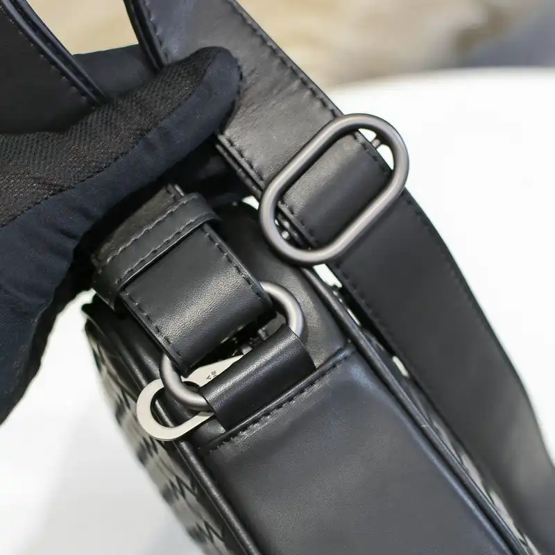 bo*te*ga Ve*ne*ta bags 2111yz0020